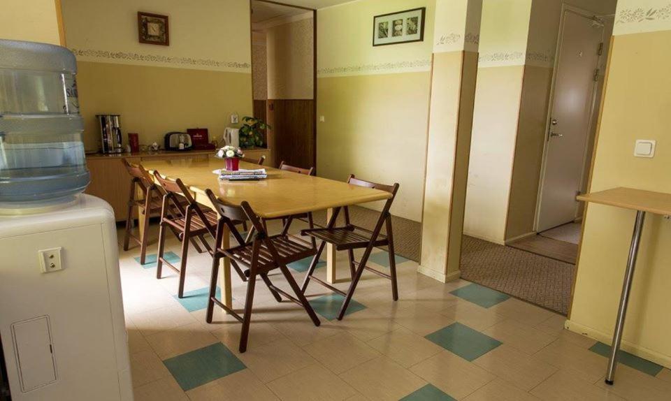 Vahe Guest House Poltsamaa Exterior photo